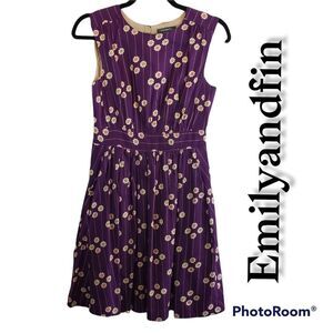 *Emilyandfin, Womans Sleeveless Dress Purple with flowers Size XS. EUC